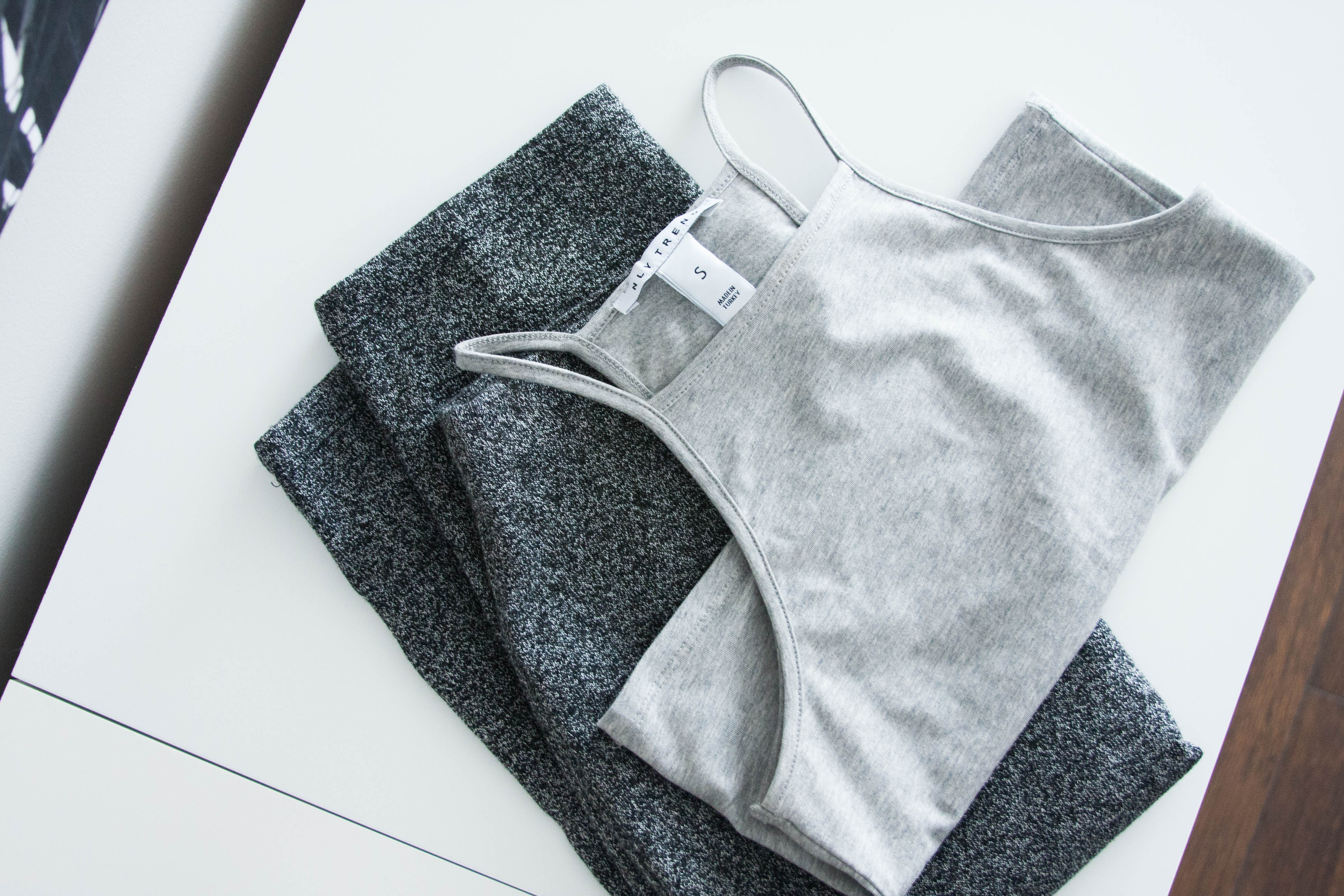 nelly grey tank top outfit minimalist style rgdaily
