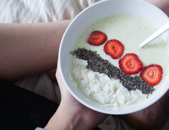 healthy breakfast smoothie bowl sunday rgdaily blog