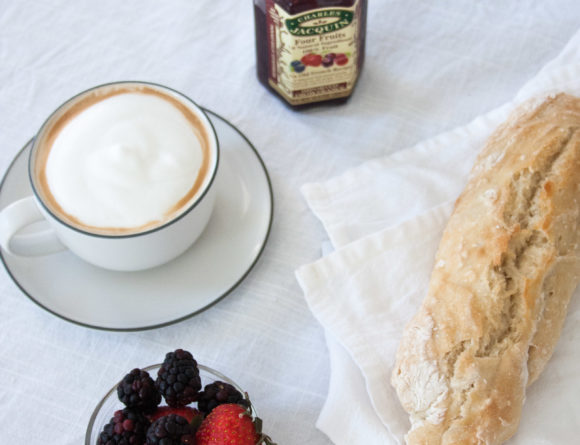 baguette breakfast berries coffee healthy weekend rgdaily blog