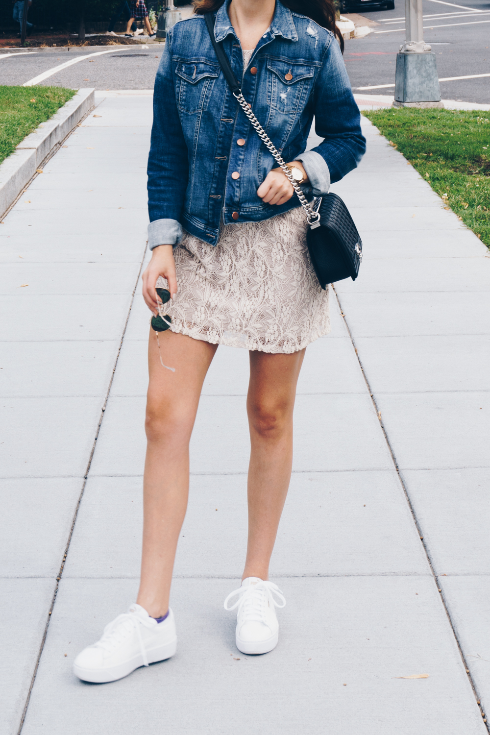 denim jacket fall fashion outfit rgdaily blog