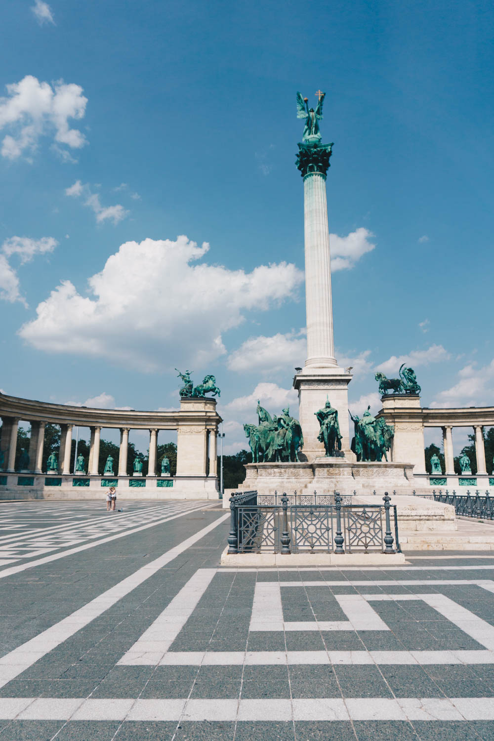 Budapest Hungary / Travel Guide / Heroes' Square / RG Daily Blog /