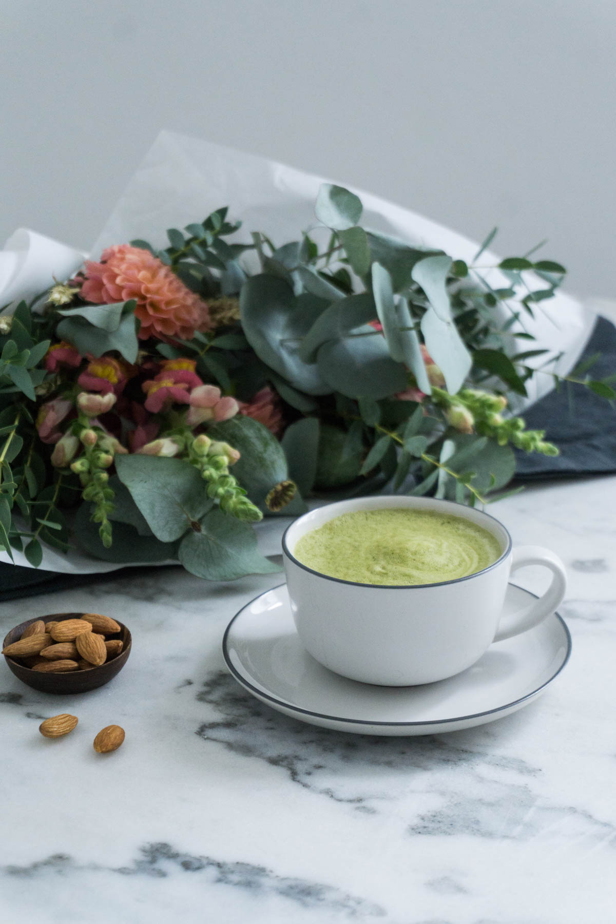 Matcha Latte Recipe, Oat Milk - Minimalist Kitchen, Whimsical Flowers / RG Daily Blog