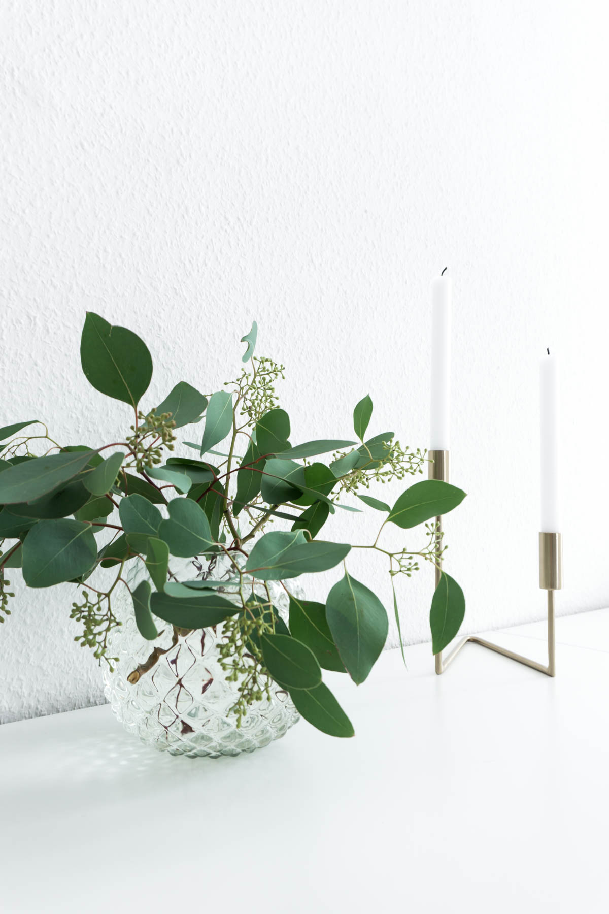 Eucalyptus - Minimalist Bedroom, Scandinavian Design, Calming Interior // RG Daily Blog