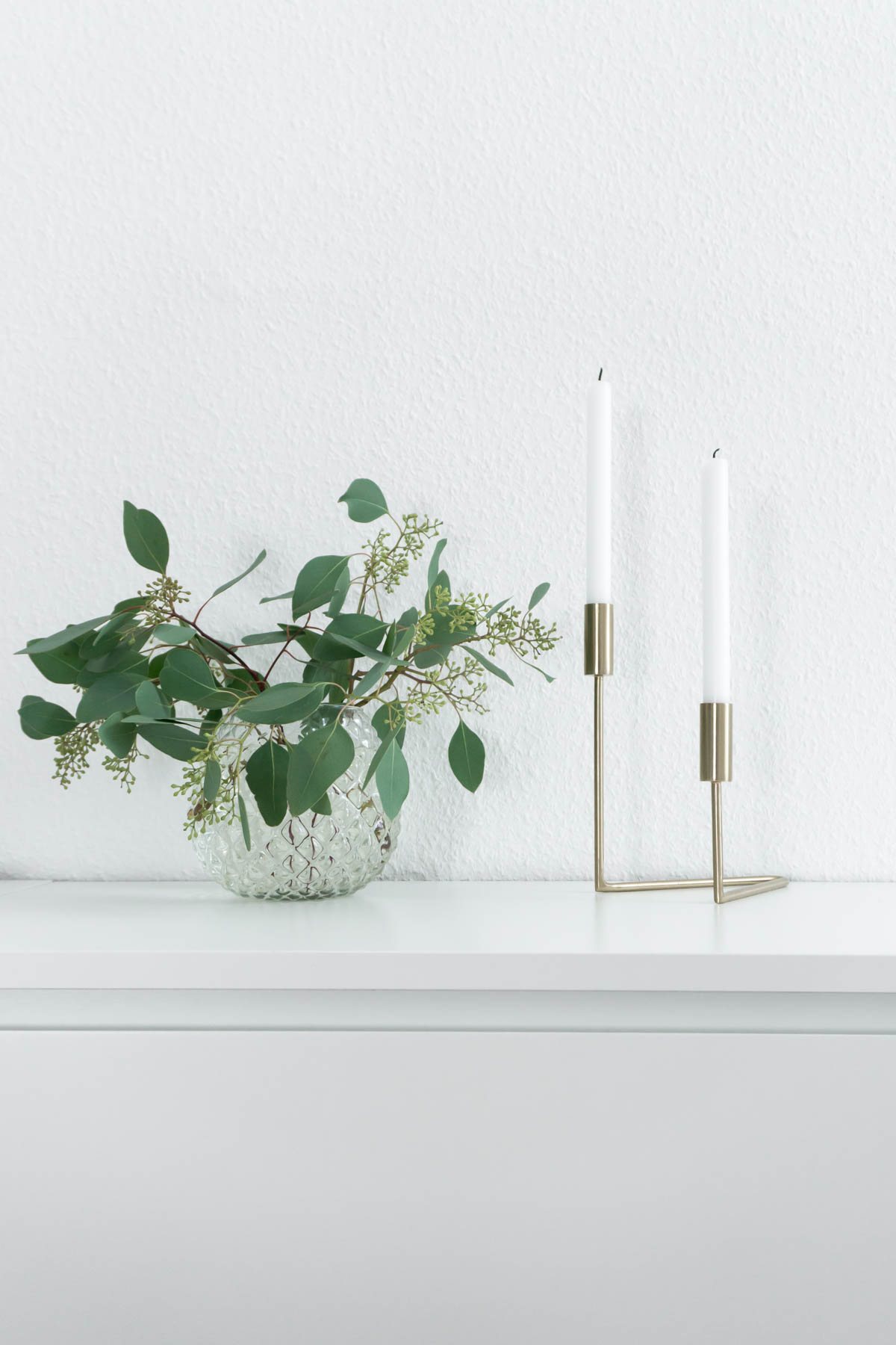 Eucalyptus - Minimalist Bedroom, Scandinavian Design, Calming Interior // RG Daily Blog