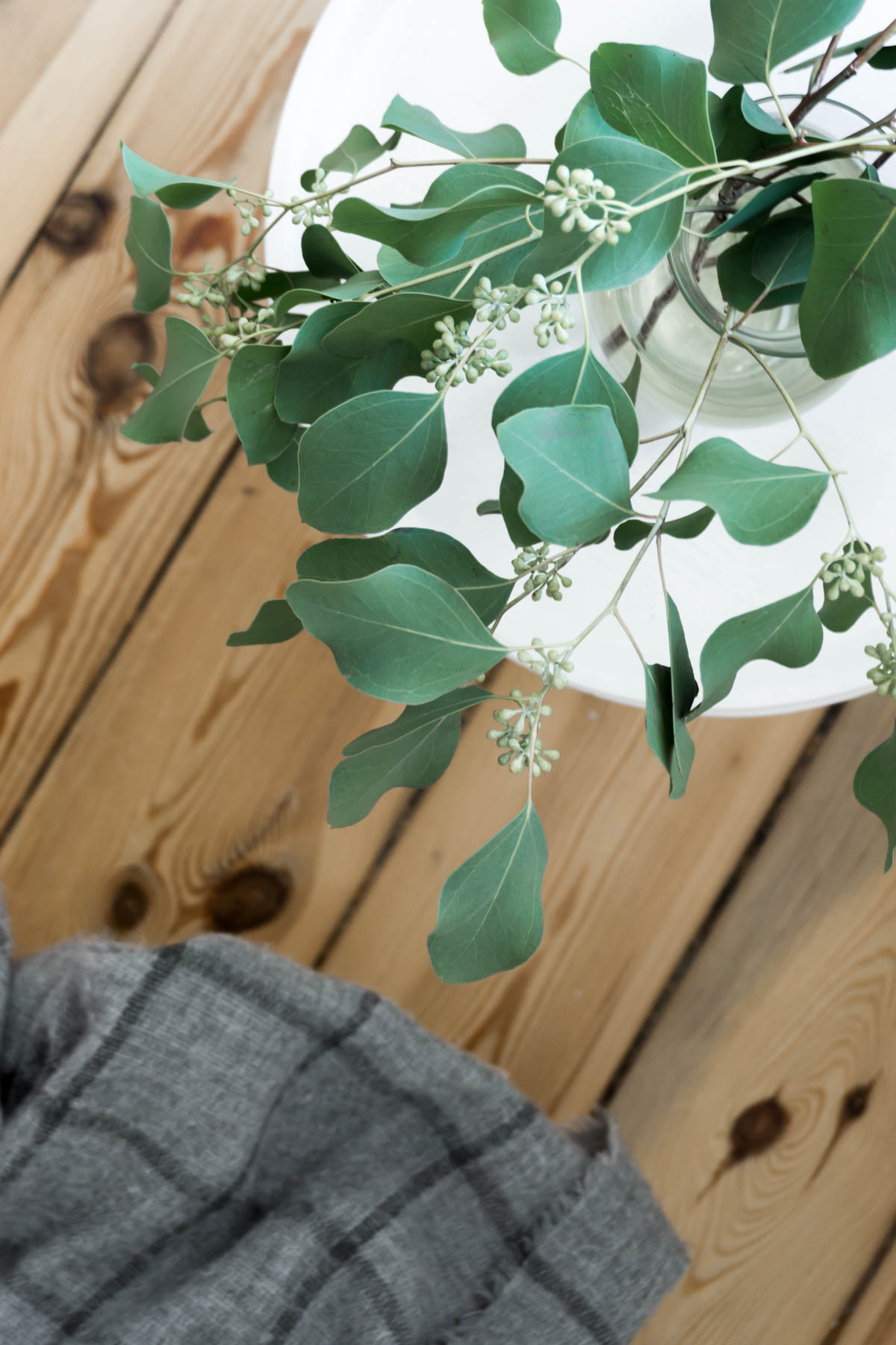 Eucalyptus - Minimalist Bedroom, Scandinavian Design, Calming Interior // RG Daily Blog