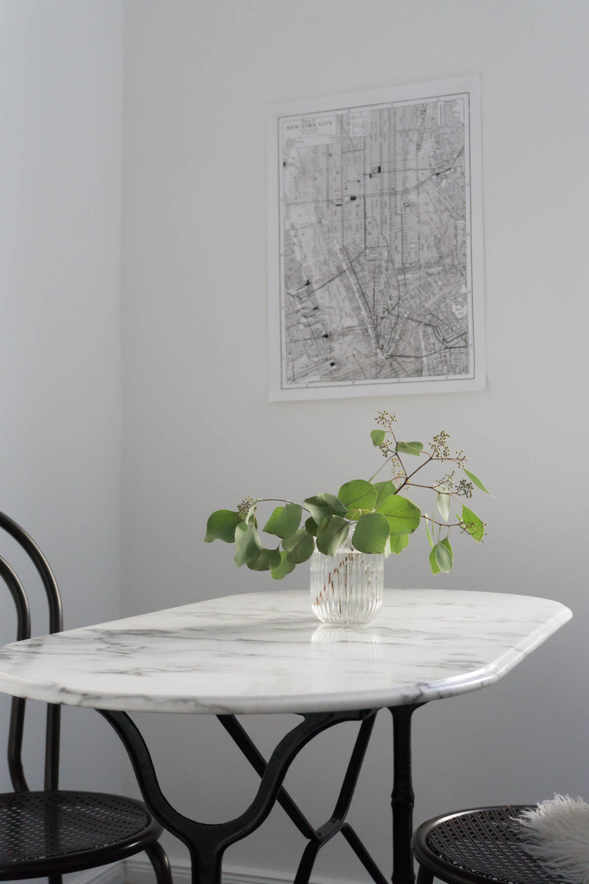 Scandinavian Kitchen - Small, White, Minimal - Interior Design // RG Daily Blog