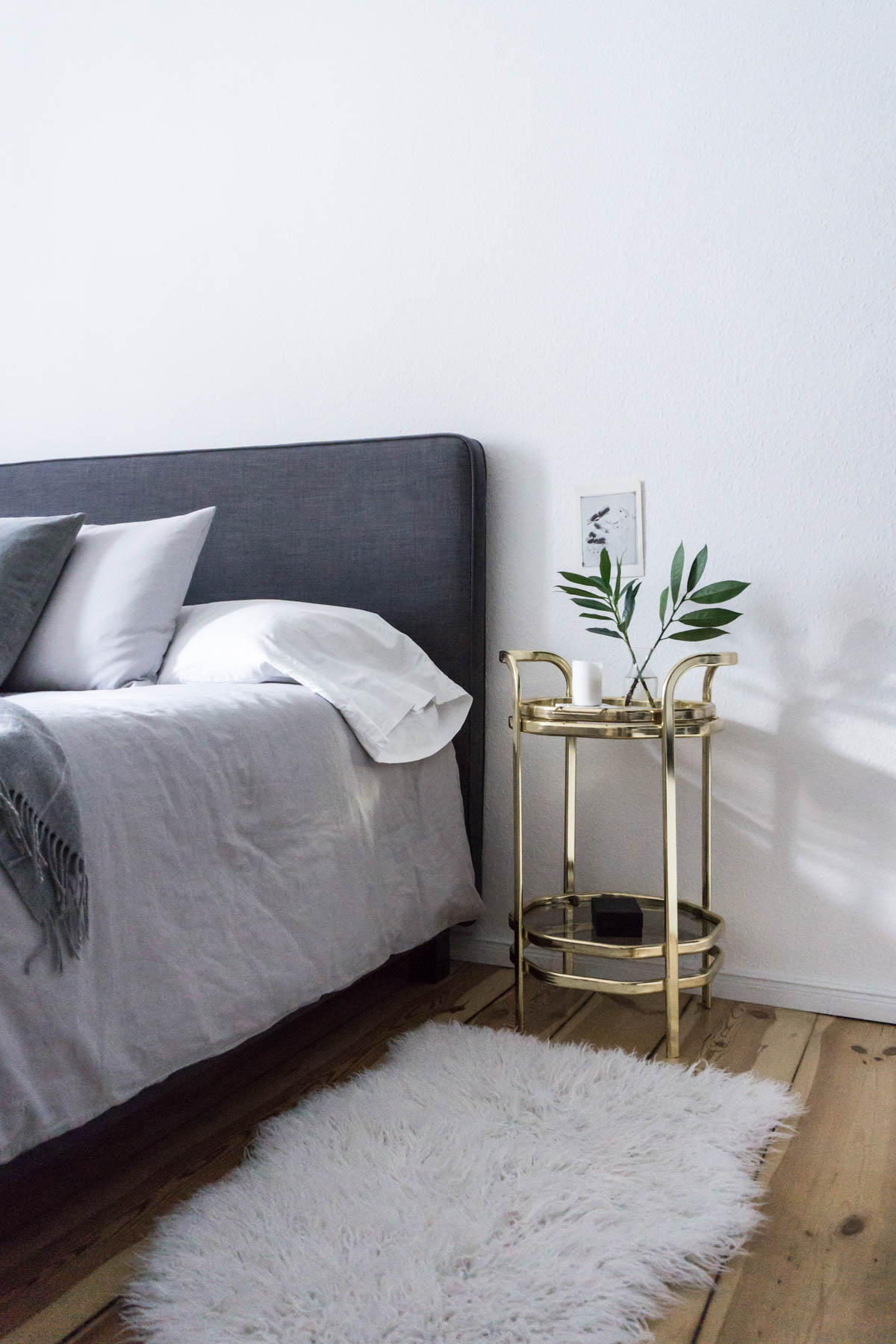 Scandinavian Glam Bedroom / Minimalist Interior, Gold Side Table - RG Daily Blog