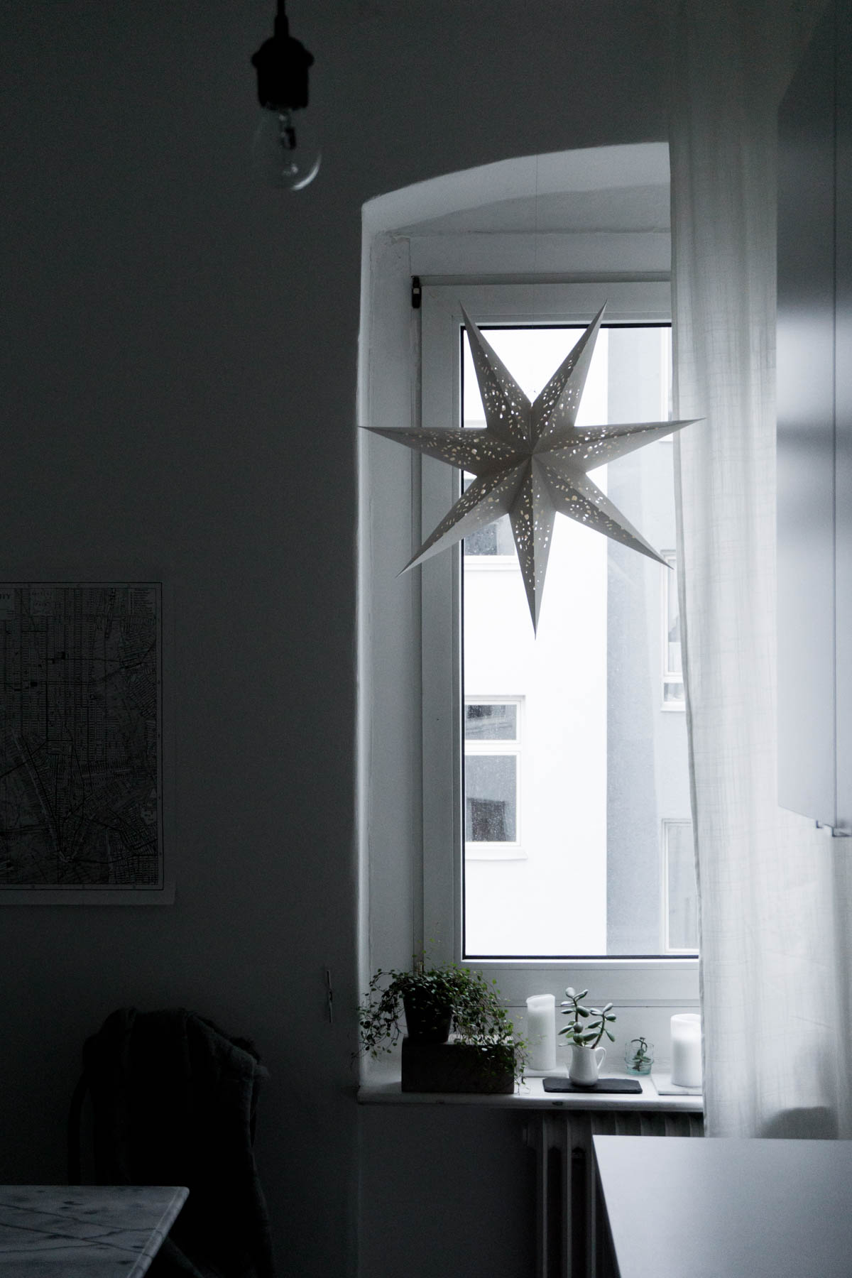 Cozy Ikea Kitchen, Scandinavian Christmas Decor, Star Lantern - RG Daily Blog