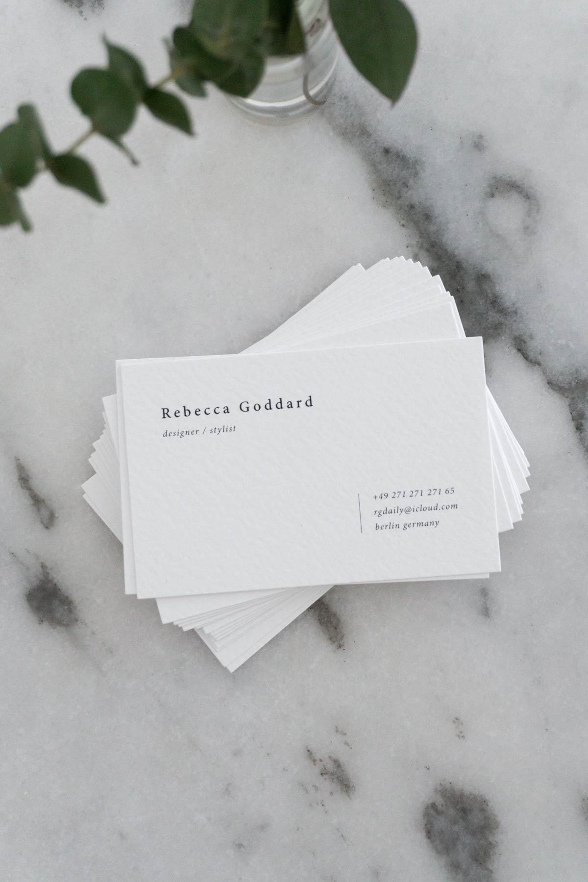 Classic & Minimalist Business Card Design - Black Line Drawing - Rebecca Goddard, RG Daily Blog