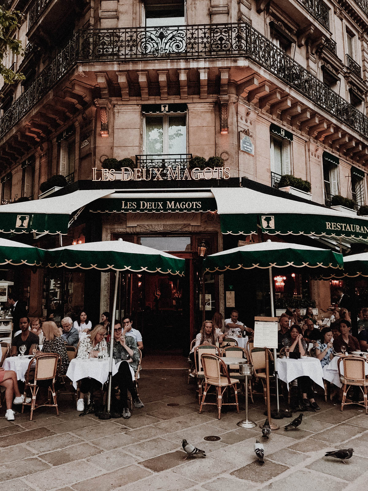 Paris France Travel Guide - Cafe Les Deux Magots, European Architecture and Buildings / RG Daily Blog