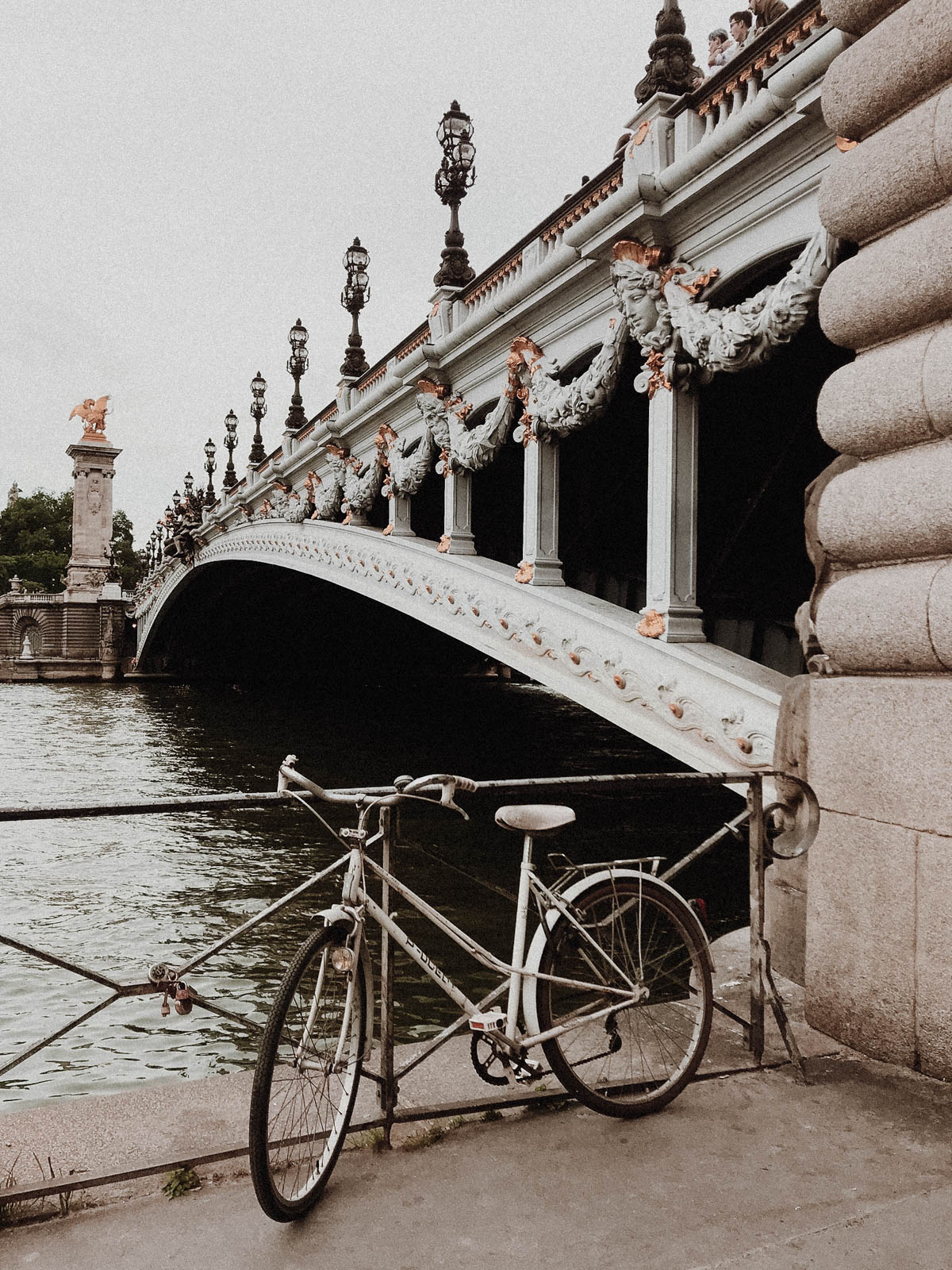 Paris France Travel Guide - Pont Alexandre III, European Architecture and Buildings / RG Daily Blog