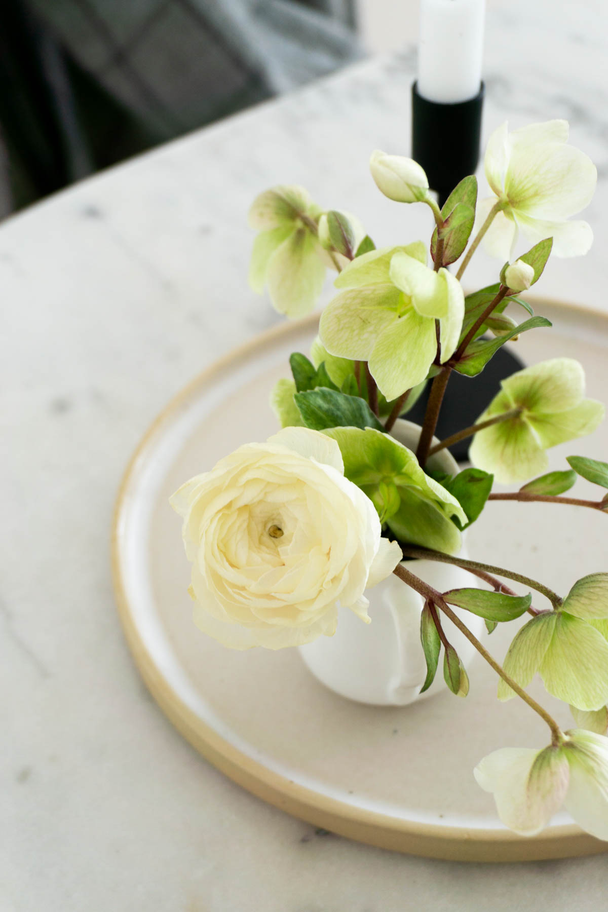 White Flowers, Minimalist Living Room, Scandinavian Home - Berlin Flat Rebecca Goddard - RG Daily Blog