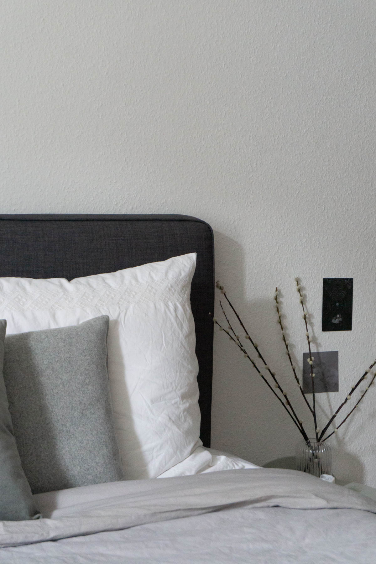 Calming Scandinavian Bedroom Details - Grey and White - RG Daily Blog