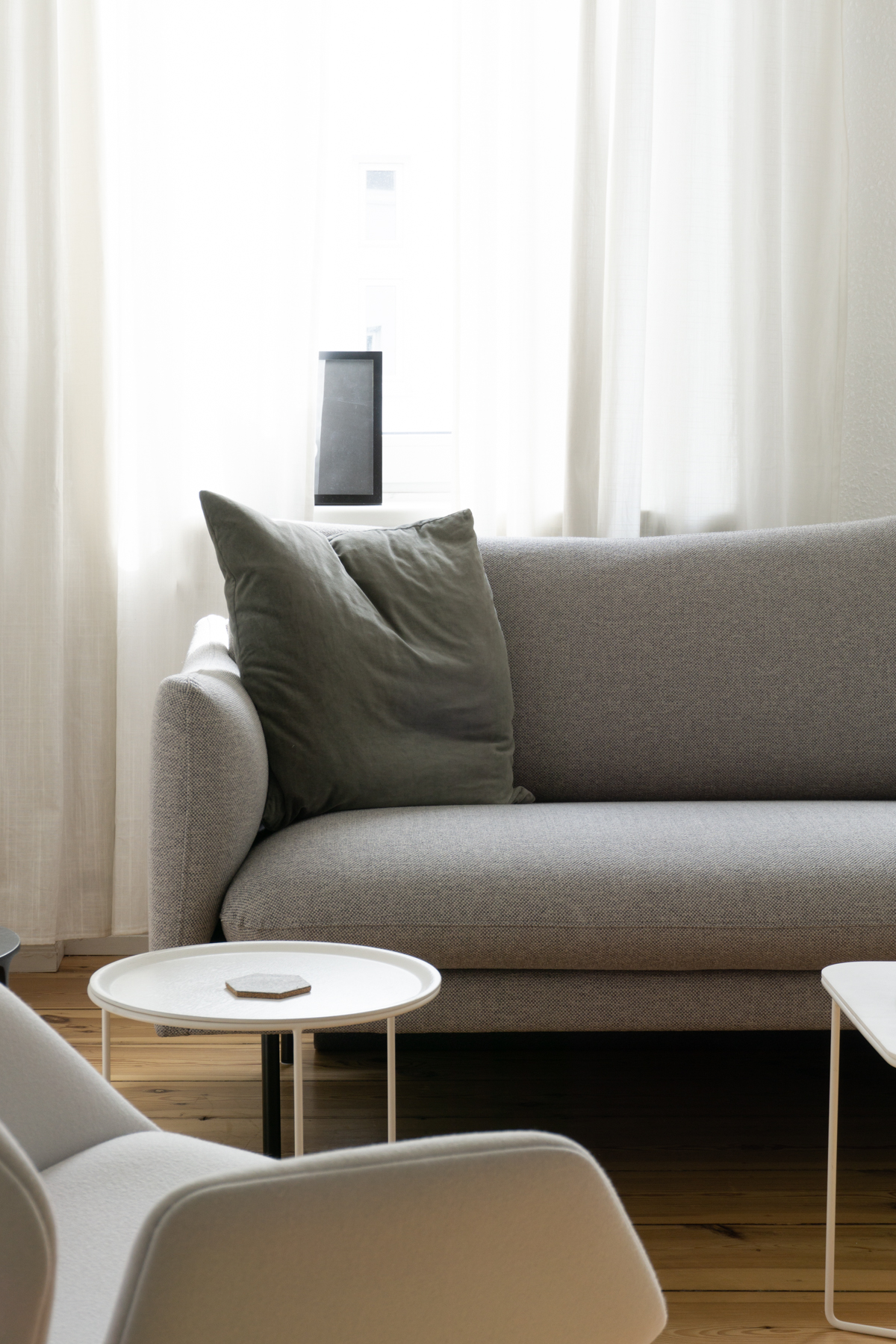 Bright and Cozy Designer Living Room - Scandinavian Home, Grey Sofa / RG Daily Blog