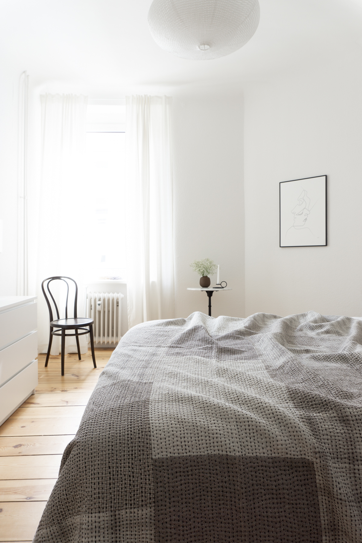 Sustainable Ethical and Scandinavian Bedding from Stitch by Stitch, Minimalist Natural Bedroom Interior Inspo / RG Daily Blog