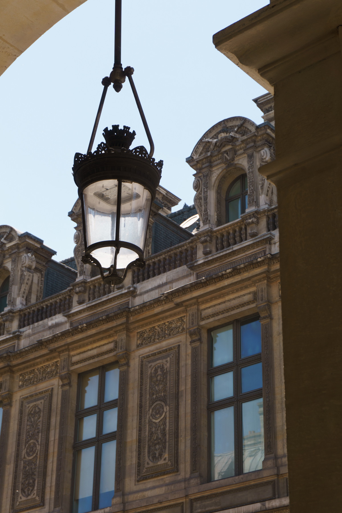 PARIS TRAVELS - Palais Royal | Vintage Summer Style