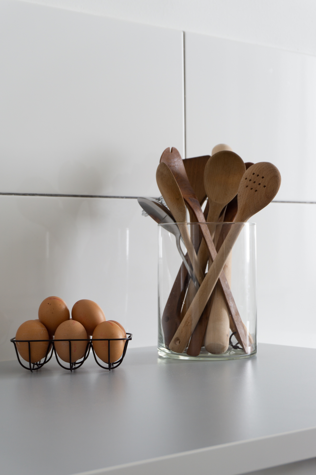 White and Beige Danish Inspired Ikea Kitchen | Wooden Spoon Holder, Wire Egg Holder - RG Daily Blog, Interior Design