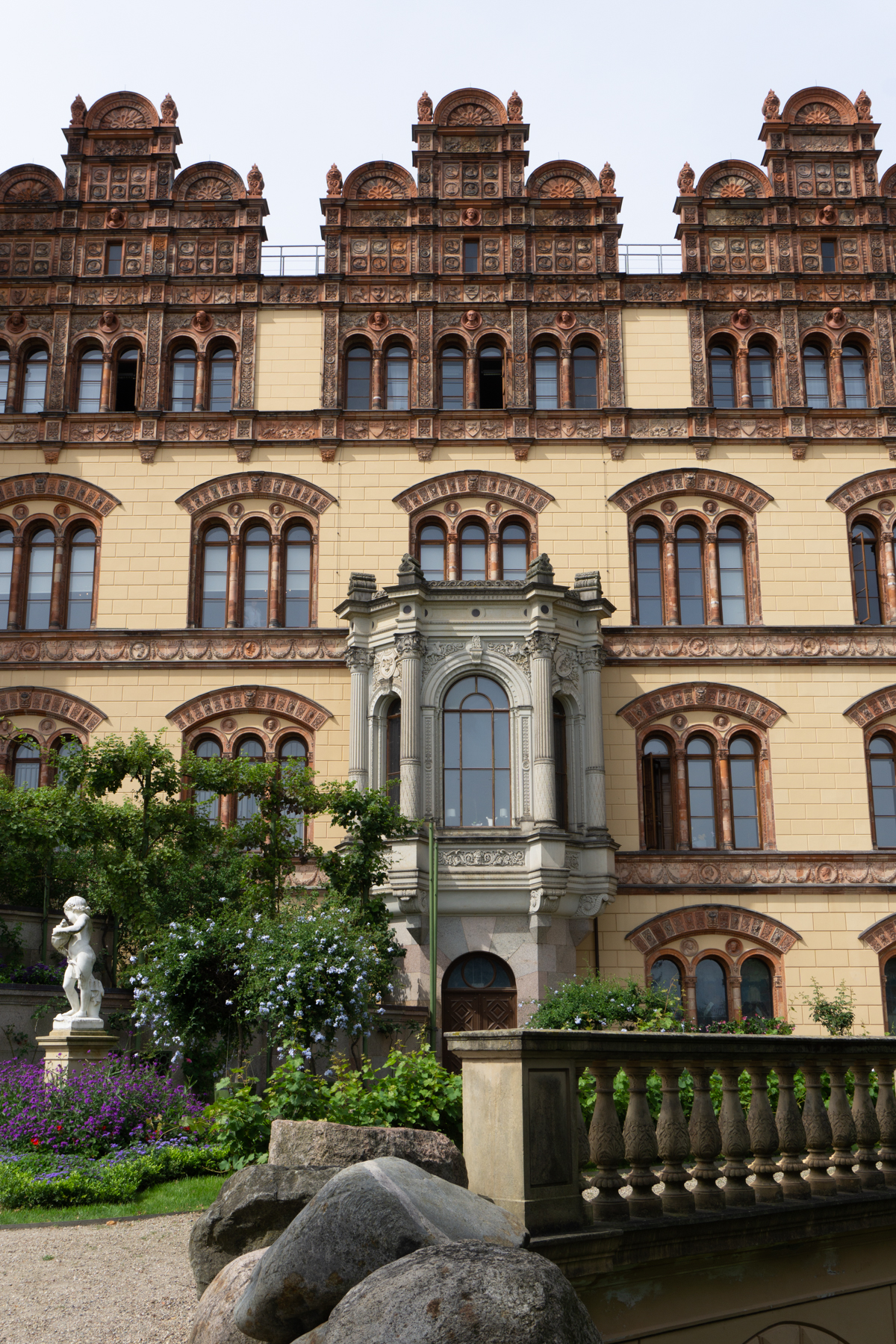 Schwerin Castle ~ a Day Trip from Berlin Germany / RG Daily Travel Guide