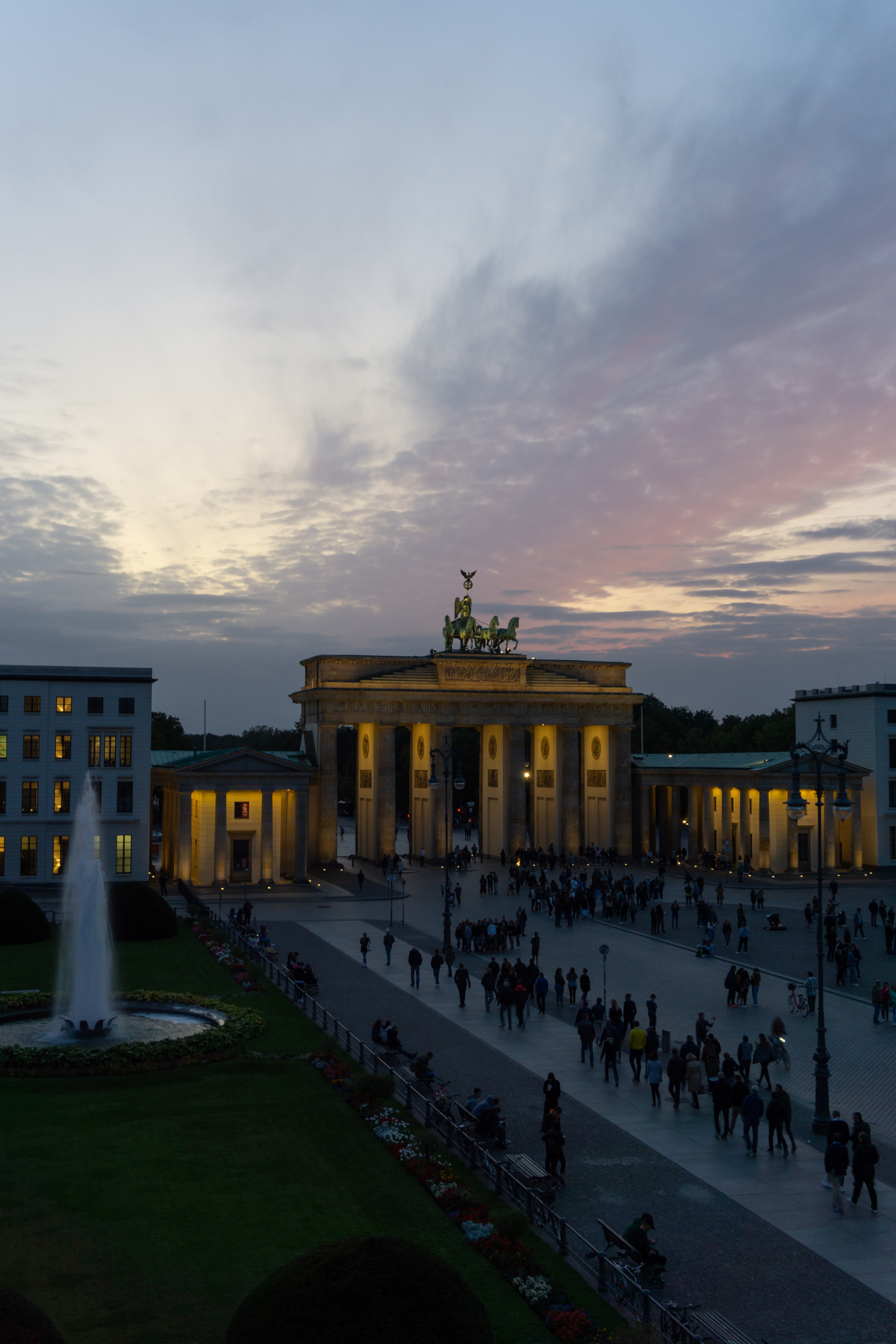 Hotel Adlon Kempinski | Grandenburg Gate | Luxury 5 Star Hotels | Berlin Weekend Travel Guide | RG Daily Blog