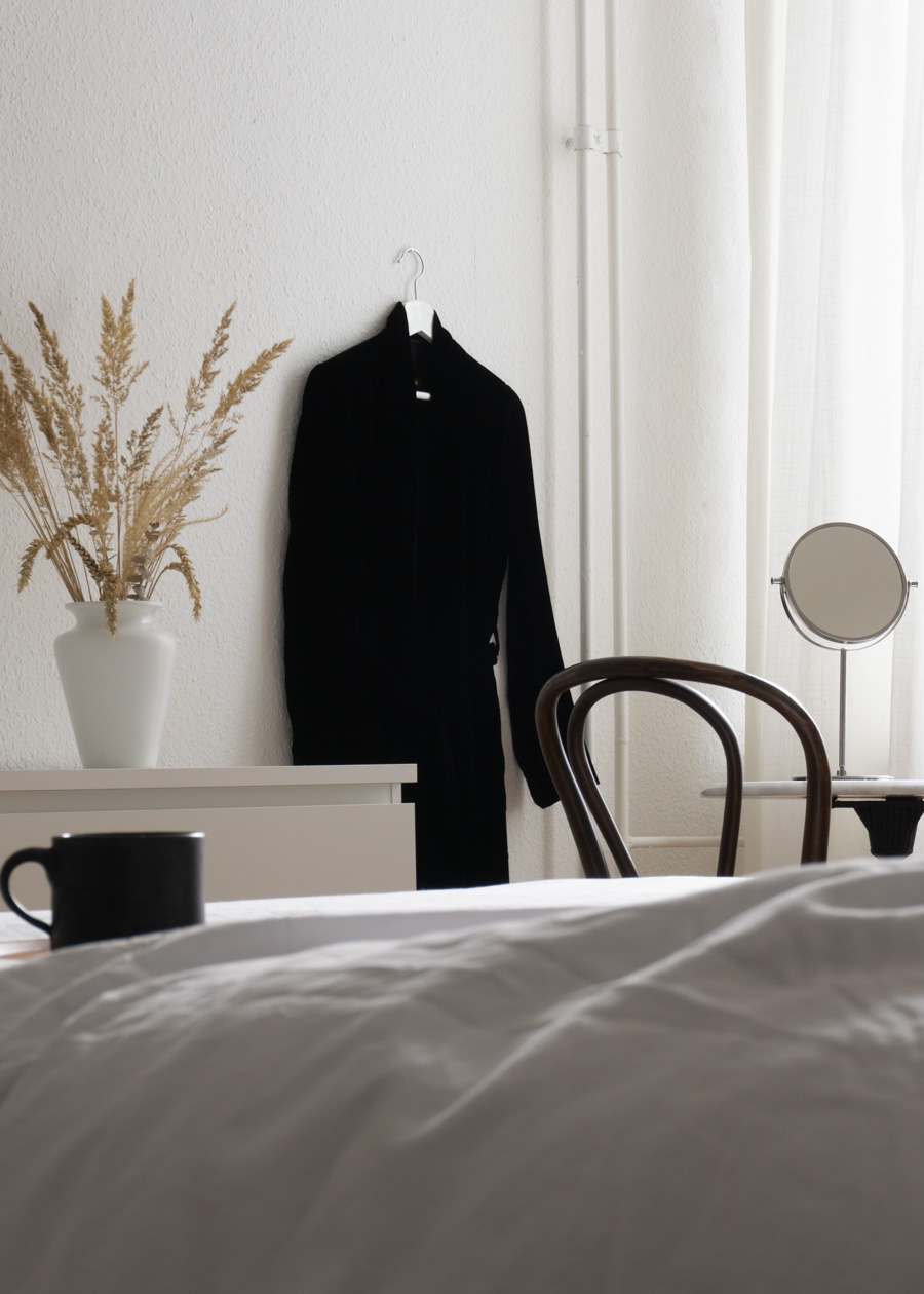 Vibeke Scott | Luxury Danish Loungewear, Silk Velvet | Slow Living | Calming Scandinavian Bedroom