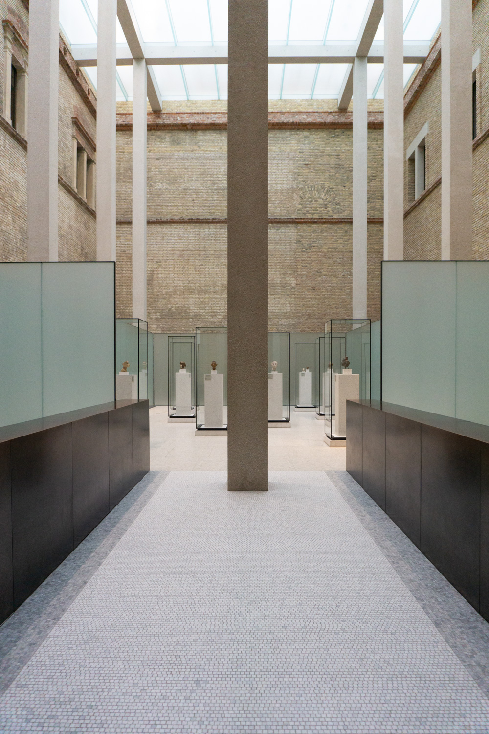 Neues Museum | Berlin Travle Guide | Art, History & Architecture Museum Island | City Photography | Neutral Aesthetic - RG Daily