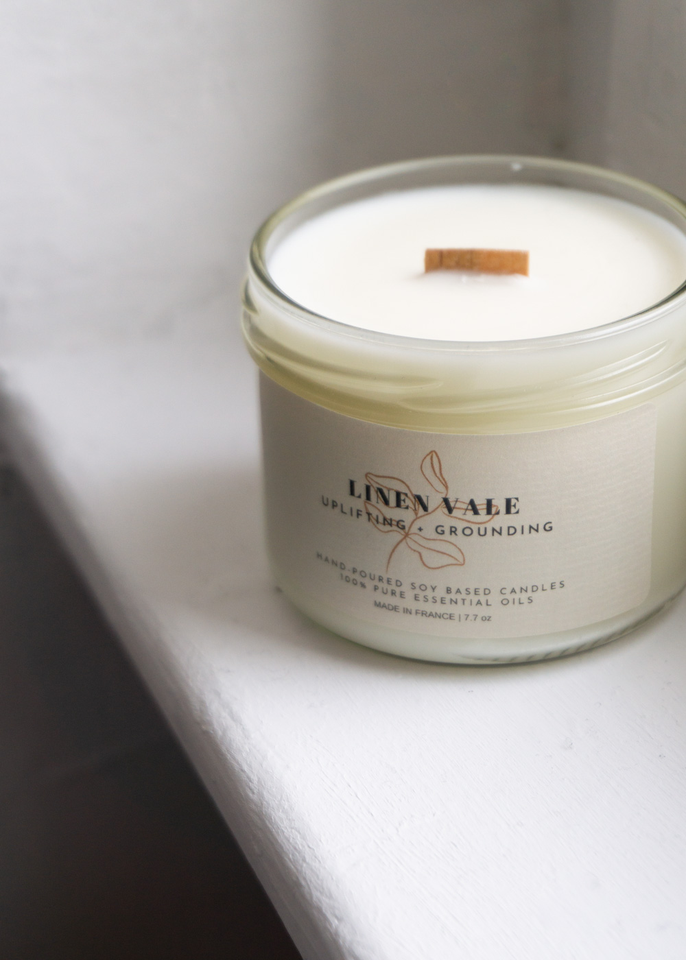 Linen Vale, Natural Soy Candles Handmade in France ~ Simple For Everyday Slow Living | Minimalist Home, Scandinavian Design, Sustainable Brand, Natural Aesthetic | Product Photography, Light and Shadows | RG Daily Blog, Copyright © Rebecca Goddard