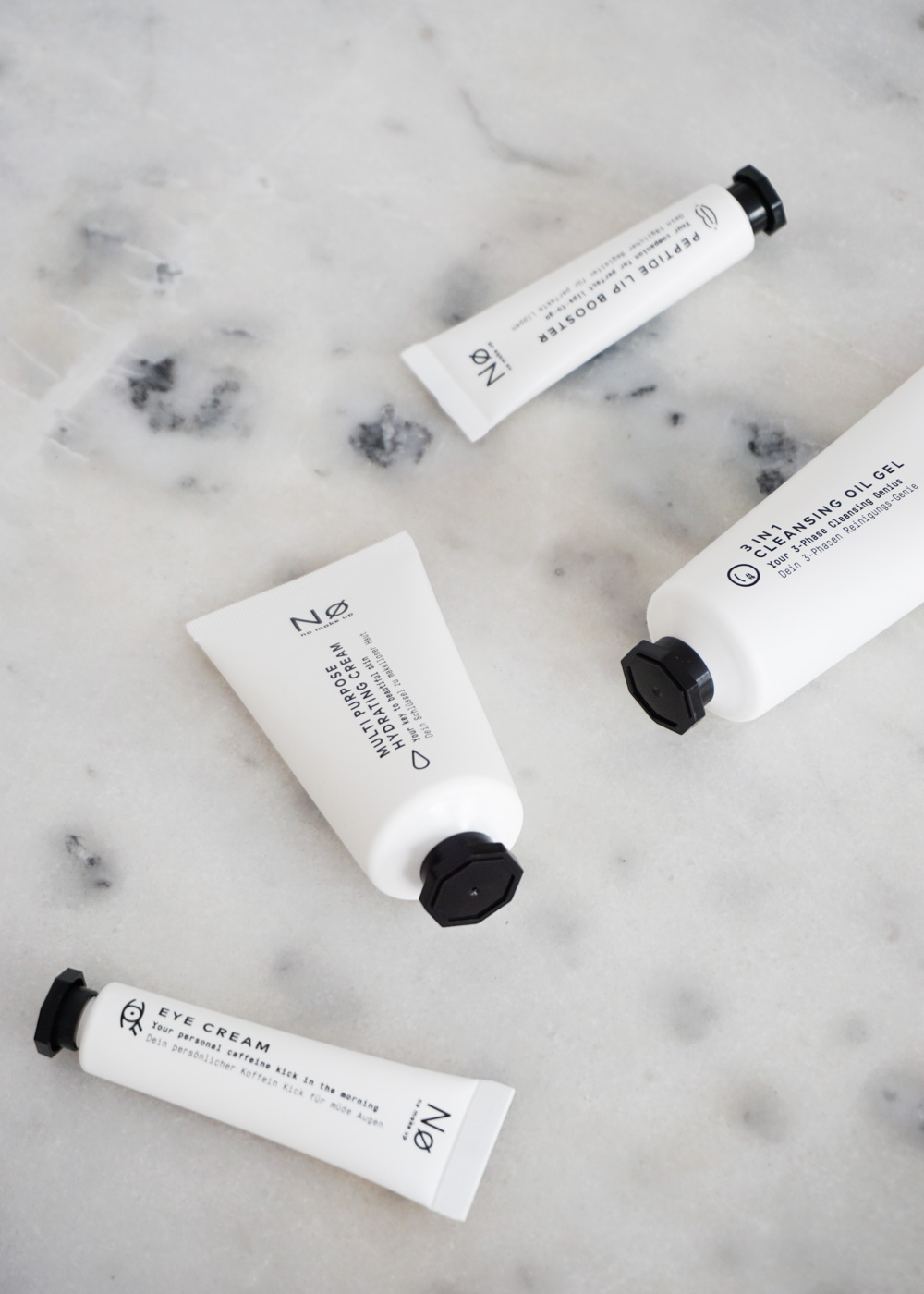 No Cosmetics - Minimalist Skincare, Simple Everyday Beauty | Product Photography, Packaging Design, Shadow Play, Lighting, Vegan Cosmetics | RG Daily Blog