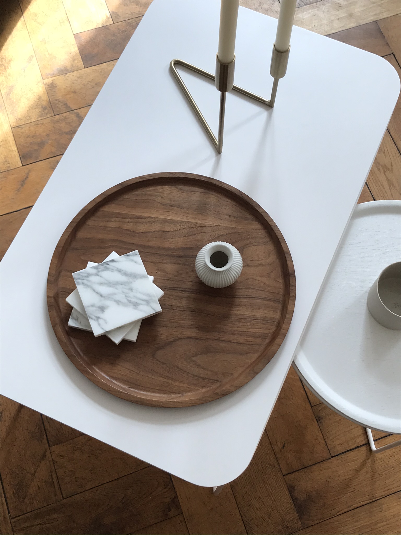 white minimal coffee table styling wooden tray, small ceramics, scandi livingroom