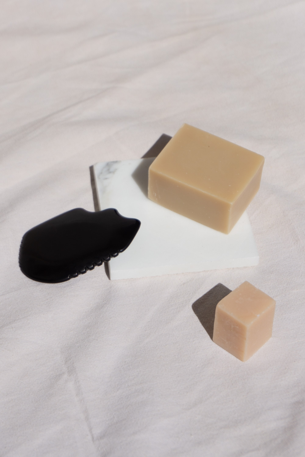 Mellow Mind - Natural Danish Skincare, Slow Living, Gua Sha Stone | Handmade Soaps, Light, Shadows, Shadow Play | Beauty Rituals, Natural Aesthetic, Product Photography, RG Daily Blog