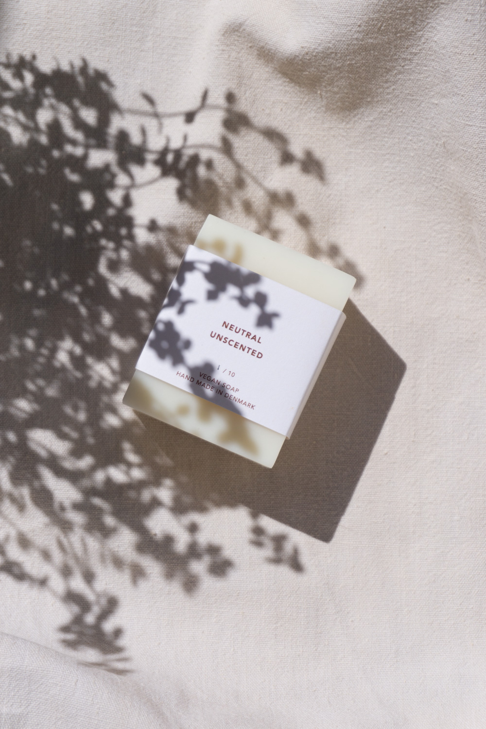 Mellow Mind - Natural Danish Skincare, Slow Living, Gua Sha Stone | Handmade Soaps, Light, Shadows, Shadow Play | Beauty Rituals, Natural Aesthetic, Product Photography, RG Daily Blog