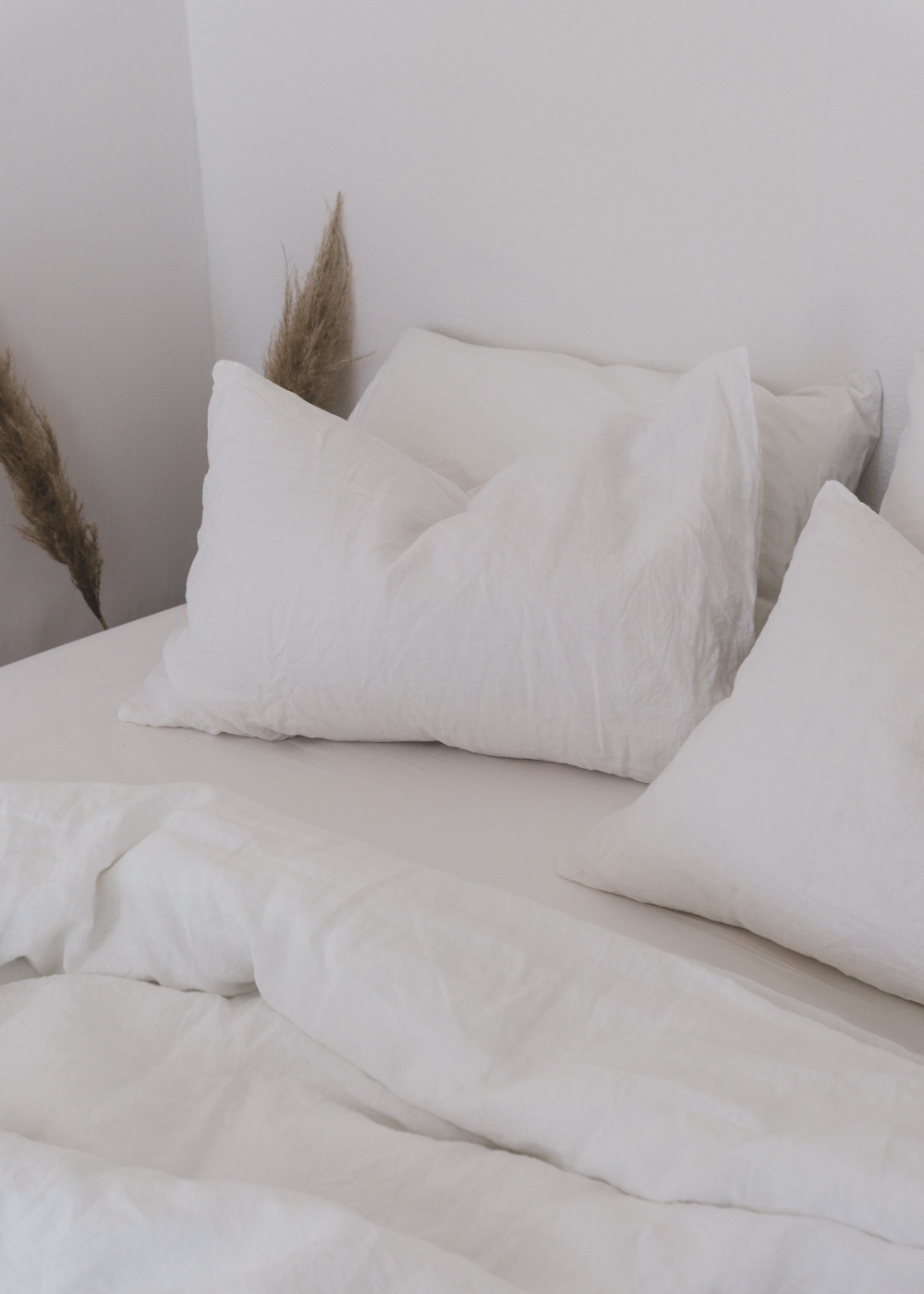 Bedfolk Linen Bedding | Neutral Aesthetic, White Interior, Calming Eco-Style, Dreamy Bed, Luxury Bedroom, Natural Home - RG Daily