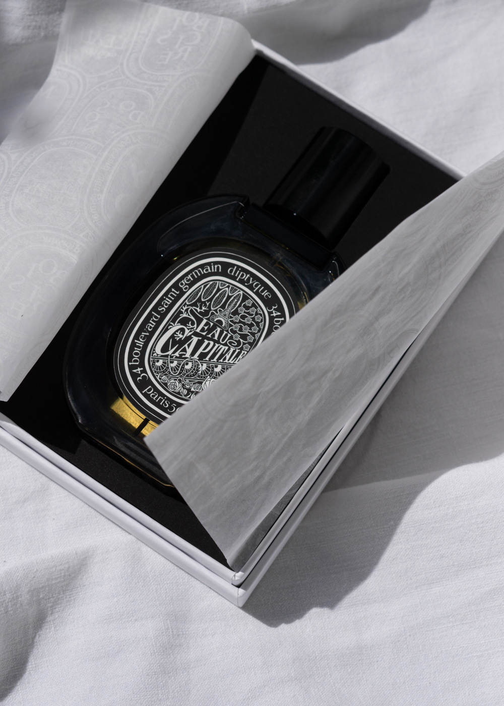 Diptyque Paris Perfume ~ Parfum Beauty Fragrance, French Aesthetic, Product Photography, Light Shadows, Shadow Play, Minimalist Style, Fashion - RG Daily Blog