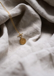 BRUNA The Label Gold Necklace Handcrafted Jewellery Dainty Aesthetic Style Sustainable Fashion Minimal Timeless Summer Outfit RG Daily Rebecca Goddard Neutral (10)