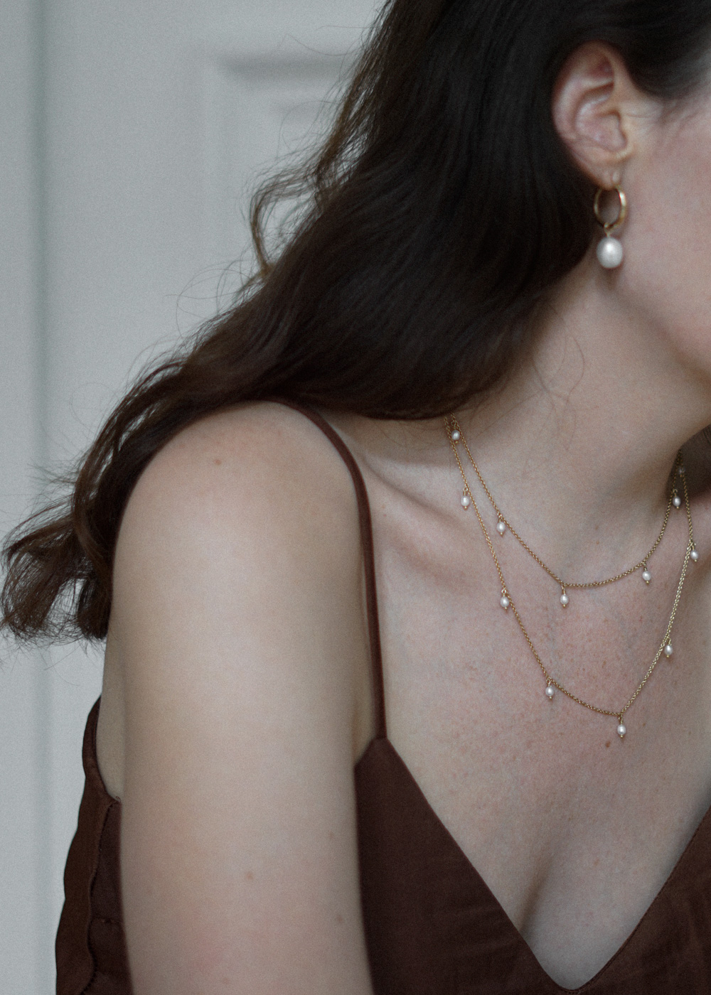 BRUNA The Label Gold Necklace Jewelry Handcrafted Jewellery Dainty Aesthetic Style Sustainable Fashion Minimal Timeless Summer Outfit RG Daily Rebecca Goddard Neutral (24)