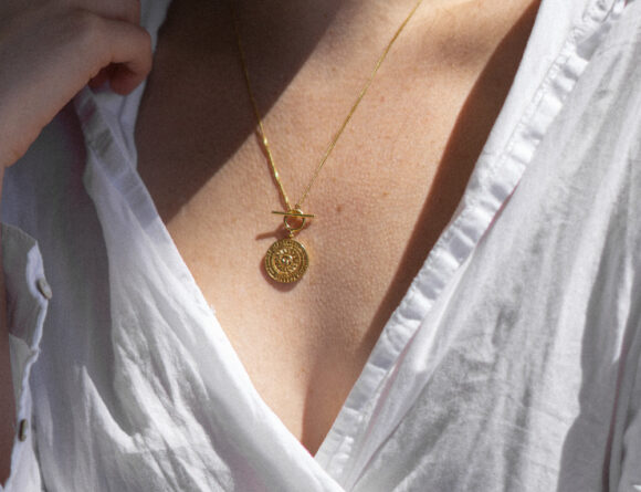 BRUNA The Label Gold Necklace Handcrafted Jewellery Dainty Aesthetic Style Sustainable Fashion Minimal Timeless Summer Outfit RG Daily Rebecca Goddard Neutral (7)