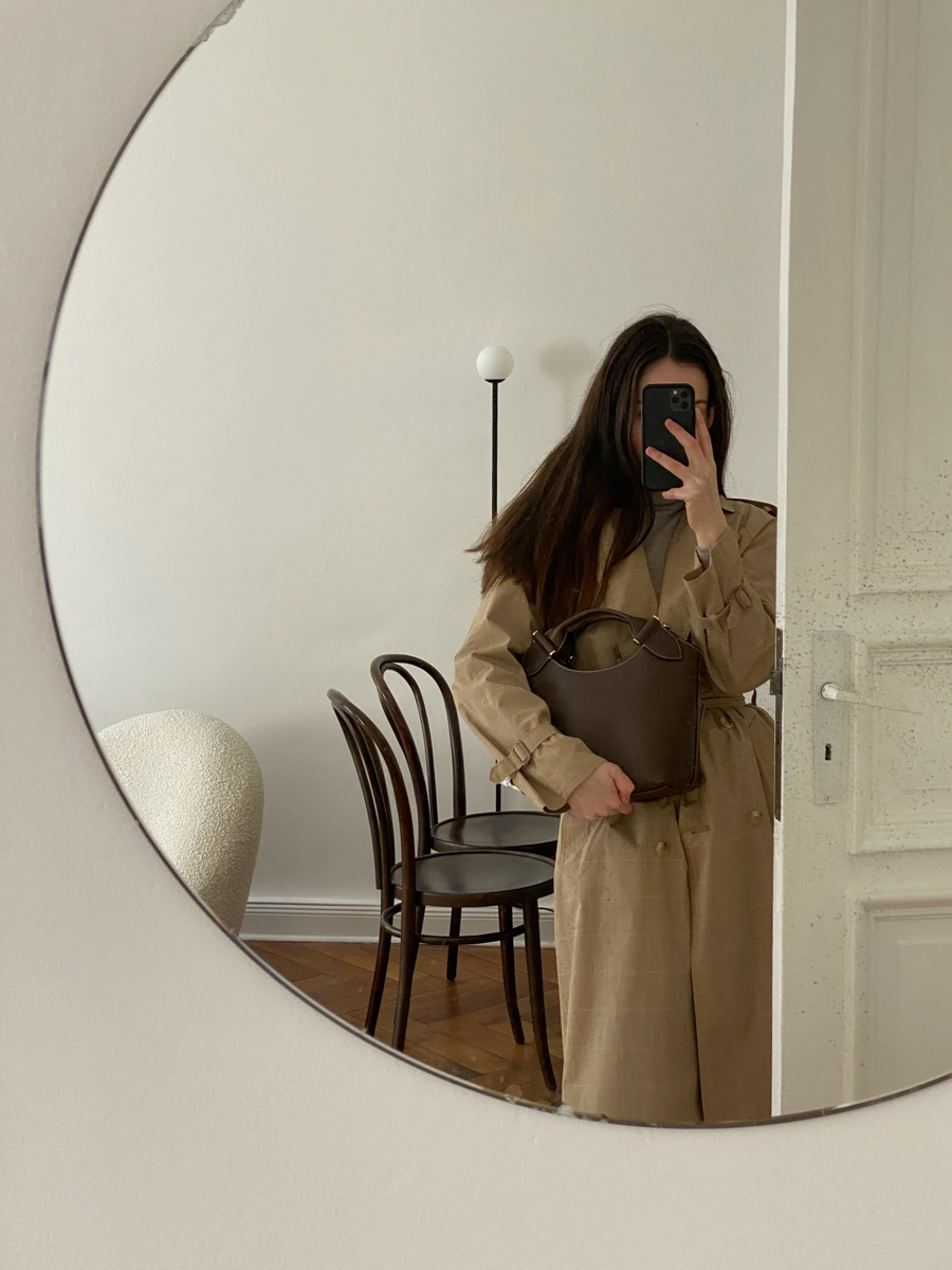 View of interior-design-scandinavian-style-beige-aesthetic-neutral-tones-soft ...