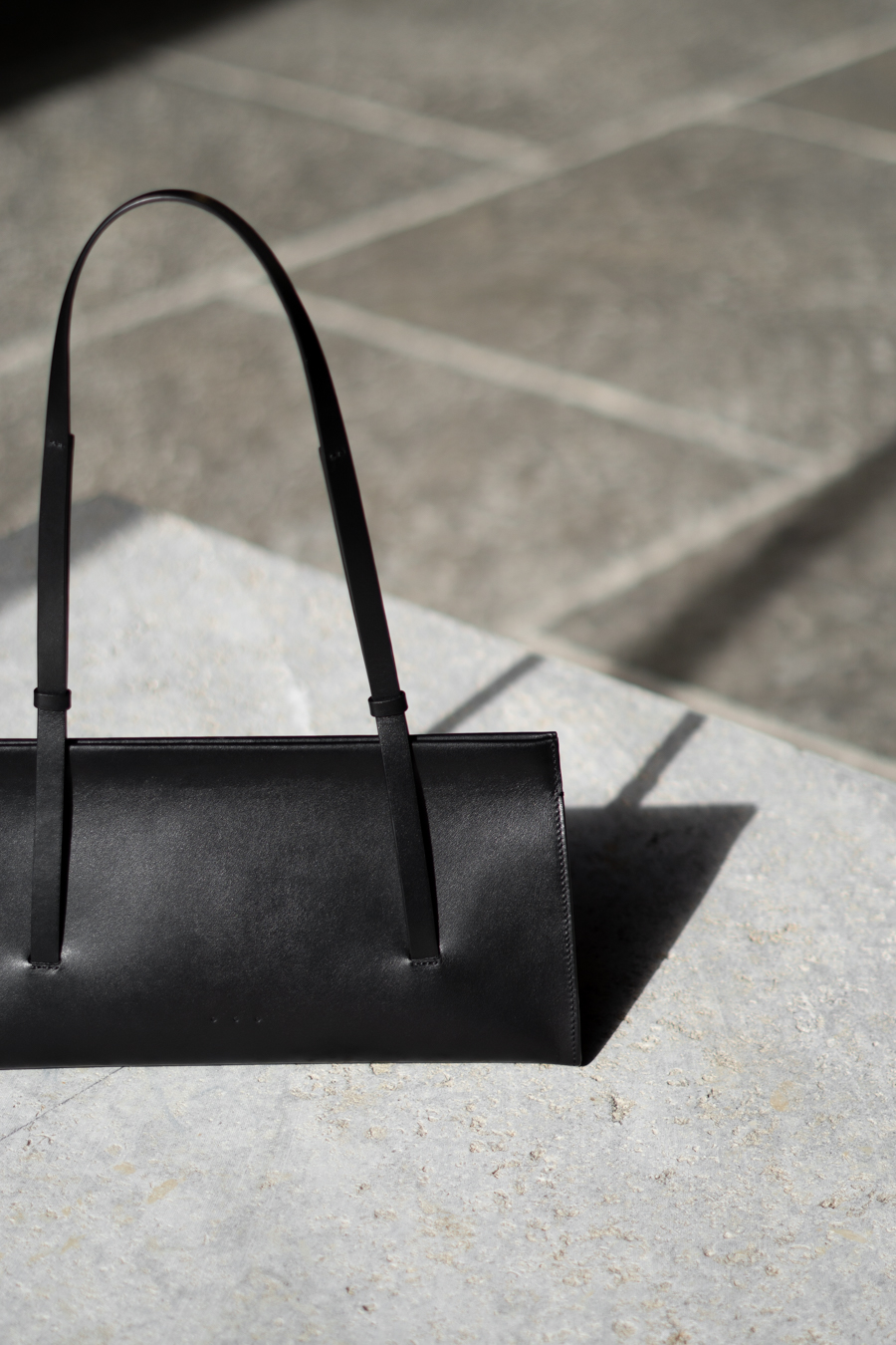 AESTHER-EKME-minimalist-handbag-desgin-danish-style-timeless-leather-rg-daily-blog-rebecca-goddard  (51) — RG Daily