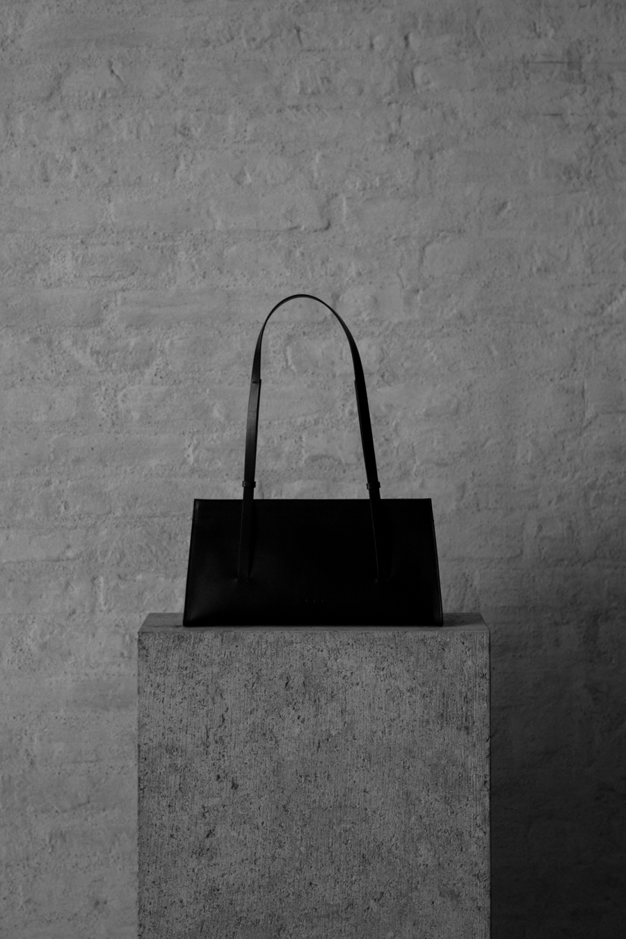 Aesther Ekme, Minimalist Classic Handbags - Style Inspo